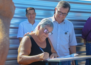 Dr. Cassino Maia assina ordem de serviço para construção de Escola de Tempo Integral no Montanini