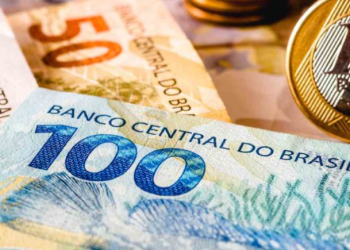 Prévia do PIB avança em fevereiro e mantém economia em nível recorde