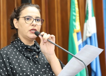 Deputada Gleice Jane (PT) alerta para conflitos agrários em Amambai                  A Reserva Indígena Limão Verde é cenário de retomadas de terra pelos Guarani e Kaiowá