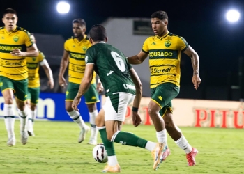 Cuiabá vence o Goiás por 2 a 0 e fatura primeira vitória na Série B