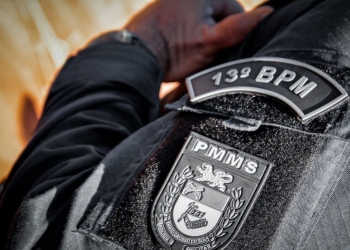 Polícia Militar, através do 13º BPM, prende dois autores e apreende armas de fogo em operação contra o crime organizado na região