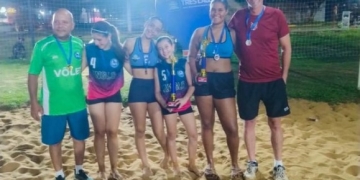 Colégio Anglo é o grande vencedor do Vôlei de praia feminino do JET’s