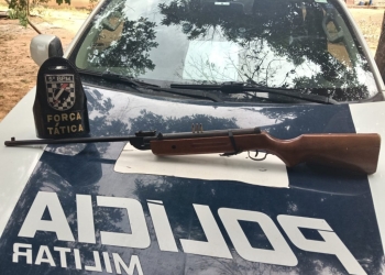 Polícia Militar prende homem por ameaça e posse irregular de arma de fogo em Coxim