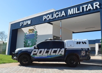 Polícia Militar cumpre mandado de prisão e prende homem por porte de droga em Coxim