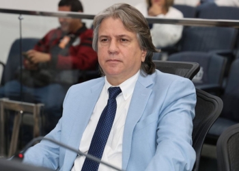 Projeto de Caravina prevê compensação automática por falta prolongada de energia