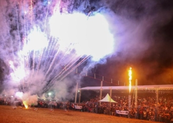 Em noite de festa, Bodoquena ganha novas moradias e obras urbanas para atender a população