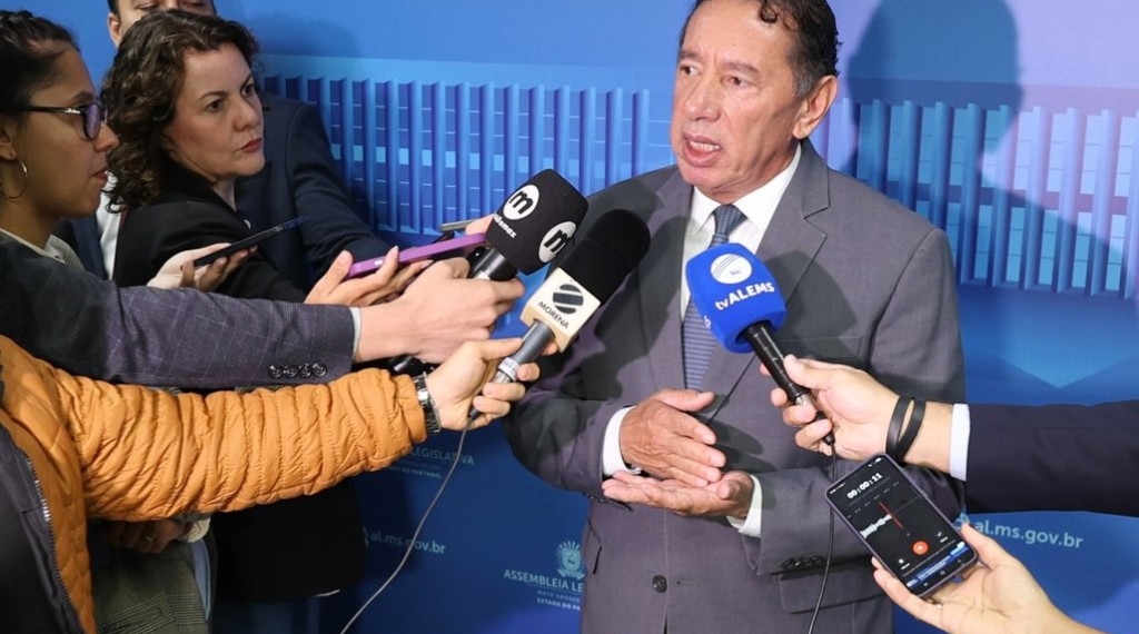 Presidente da ALEMS explica mudança de cadeiras com recontagem de votos                  João César Mattogrosso (PSDB) ocupará vaga de Neno Razuk (PL)