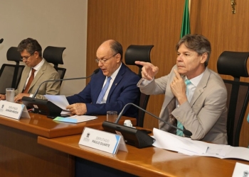 CCJR avança com projeto de prioridade para idosos e criação de vara regional em Bonito                  Colegiado aprovou pareceres favoráveis a 4 matérias, com destaque para projeto voltado aos direitos de idosos acima de 80 anos e criação de vara regional em Bonito