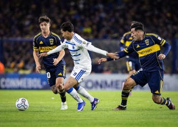 Cruzeiro busca empate na Bombonera, segura o Boca e assume liderança do Grupo D