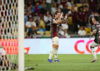Fluminense vence o São Paulo e encosta na vice-liderança do Brasileiro