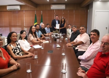 Governo de MS autoriza novo concurso com 2 mil vagas para professores da Rede Estadual