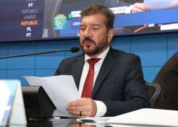 Projeto suspende descontos do Credcesta e de empréstimos consignados ligados ao Banco Master