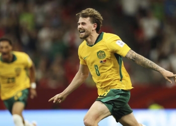 Austrália bate a Turquia na estreia e larga bem no Grupo D da Copa do Mundo