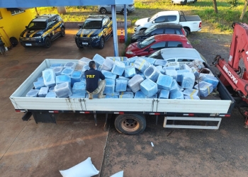 PRF apreende 4,7 toneladas de maconha em Três Lagoas (MS)