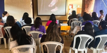 SMAS promove “Tarde de Cinema” trazendo reflexão sobre violência contra a mulher no CRAM