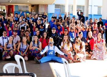 Caravana Cultural traz temas relacionados à educação e segurança no trânsito para TL