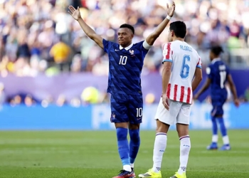 França vence Paraguai com gol de Mbappé e garante vaga nas quartas de final da Copa do Mundo