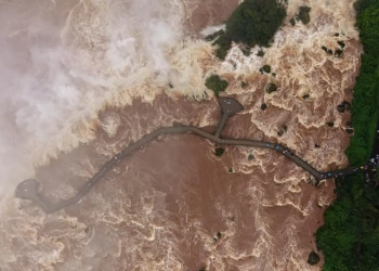 Passarela das Cataratas do Iguaçu é reaberta para visitação nesta sexta-feira, 24 de julho