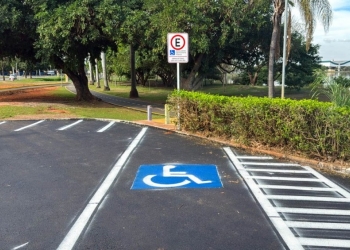 Prefeitura conclui pavimentação de estacionamento da Lagoa Maior e entrega novas estruturas de acessibilidade