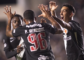 Vasco vence o Cruzeiro em São Januário antes de decisões pela Copa do Brasil