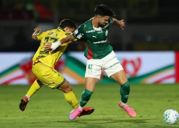 Palmeiras empata com o Mirassol e vê Flamengo se aproximar na liderança