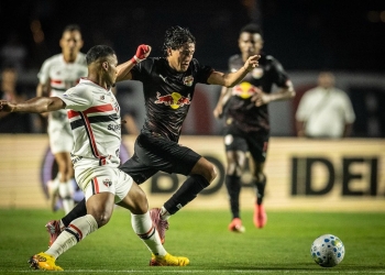 São Paulo encerra jejum de dez jogos e vence o Bragantino no Morumbis