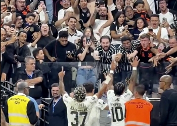 Corinthians vence Rosario Central e avança às quartas da Libertadores