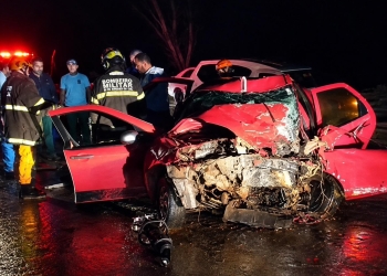Tragédia na BR-158: três pessoas morrem em colisão frontal com carreta perto da ponte do Rio Sucuriú