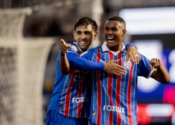 Bahia vence o Bragantino de virada e se mantém no G5 do Brasileirão