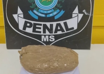 Em Três Lagoas| Drone é interceptado e tentativa de entrada de drogas e celular é barrada em presídio