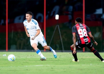 Cruzeiro vence o Vitória por 3 a 1 e se aproxima da zona de classificação à Libertadores
