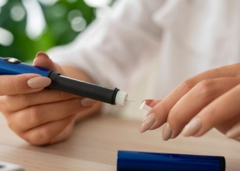 Até 67% mais barata que o Ozempic: nova caneta de semaglutida chega às farmácias por R$ 333